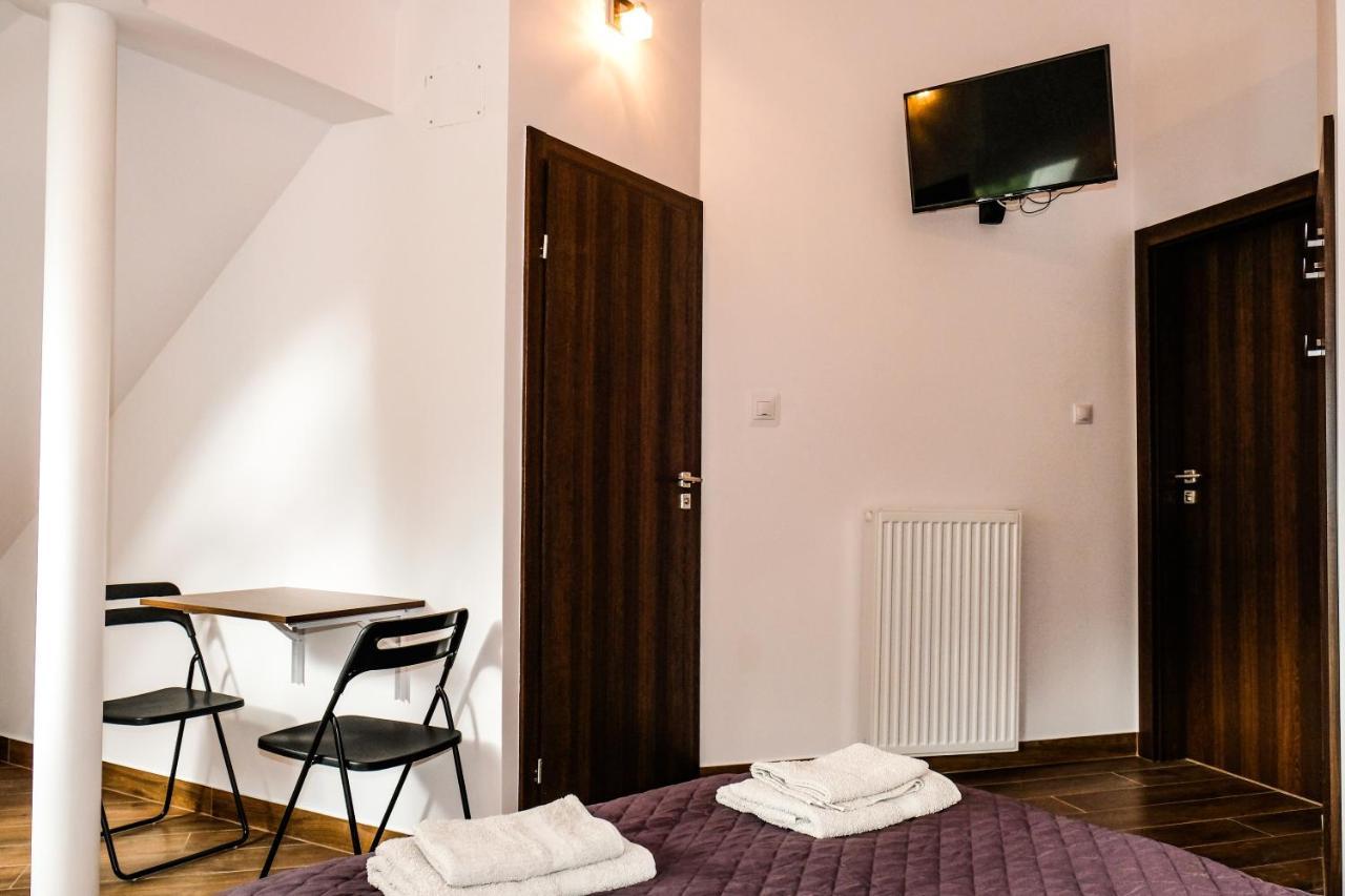 Villa 37B Bed And Breakfast ワルシャワ エクステリア 写真